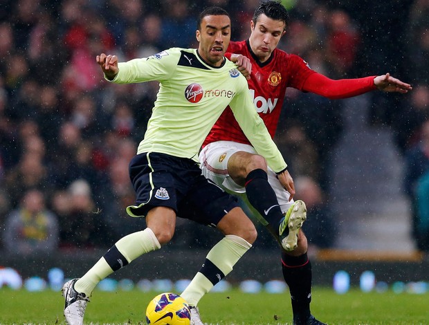 van persie Newcastle x manchester united (Foto: Reuters)