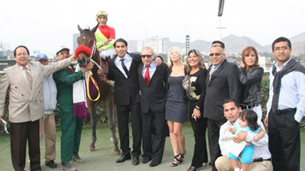 paolo guerrero especial corinthians Hipódromo de Monterrico (Foto: Divulgação/Hipódromo de Monterrico)