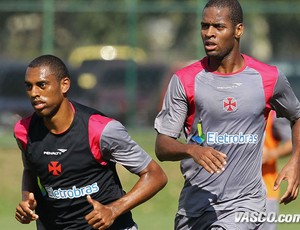 douglas dedé vasco treino (Foto: Marcelo Sadio / Site Oficial do Vasco)