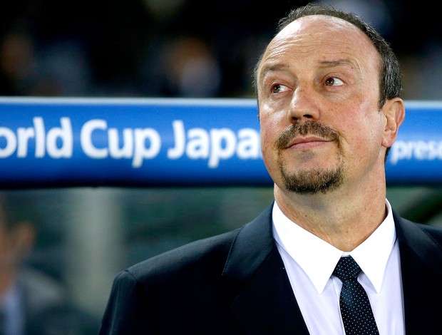 Rafael Benitez na partida do Chelsea no Mundial (Foto: Reuters)