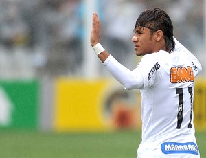 Neymar com a camisa 11 do Santos (Foto: Ricardo Saibun / Divulgação Santos FC)