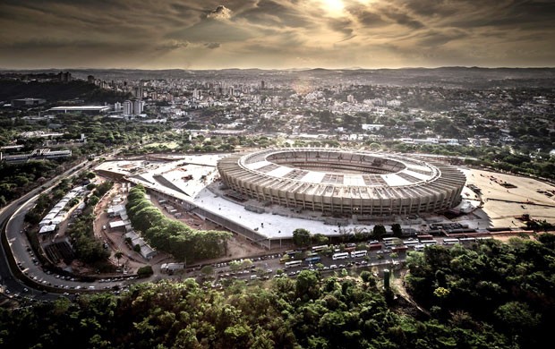 Fotos aéreas do Mineirão mostram integração com cartão-postal dos mineiros (Foto: Alberto Andrich / Bcmf)