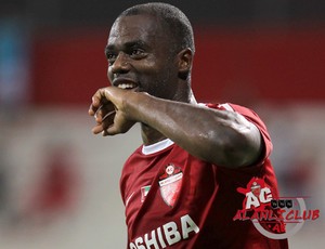 Grafite comemora gol pelo Al Ahli (Foto: Divulgação)