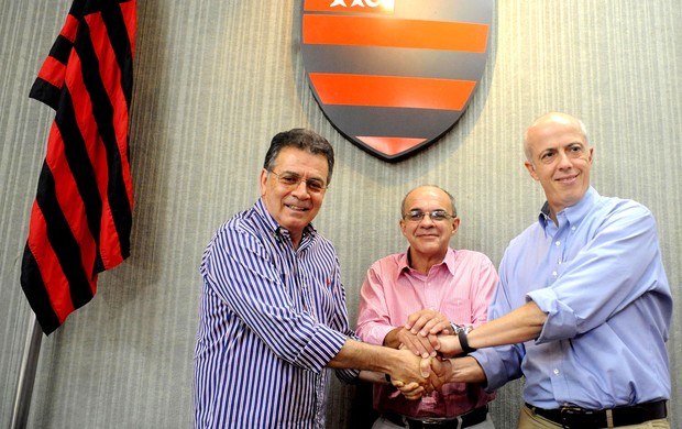 Eduardo Bandeira e Paulo Pelaipe coletiva Flamengo (Foto: Fernando Azevedo / Fla Imagem)