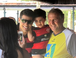 Zico torcedores hotel portobello Flamengo (Foto: Janir Júnior / Globoesporte.com)