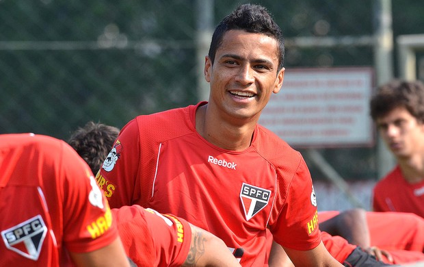 Cícero no treino do São Paulo (Foto: João Pires / Vipcomm)