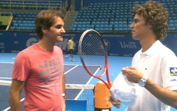 Guga, Roger Federer e Maria Esther Bueno tênis São Paulo (Foto: Reprodução / Twitter)