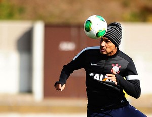 Guerrero treino Corinthians (Foto: Marcos Ribolli / Globoesporte.com)