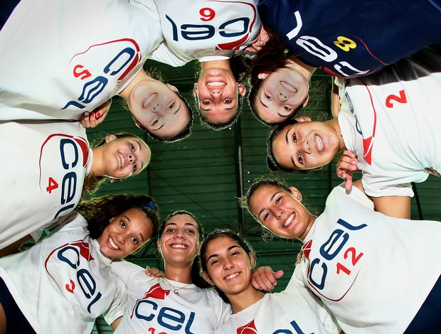 Meninas do CEL do Rio de Janeiro são campeãs no vôlei feminino das Olimpíadas Escolares (Foto: Heuler Andrey/AGIF/COB)