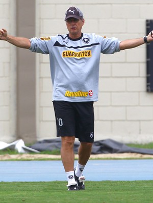 oswaldo oliveira botafogo (Foto: Jorge William/Globo)