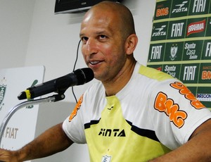 Fabio Júnior coletiva América-MG  (Foto: Lucas Catta Prêta / Globoesporte.com)