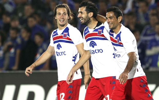 Echeverria comemora gol do Tigre contra o Millonarios (Foto: Agência Reuters)