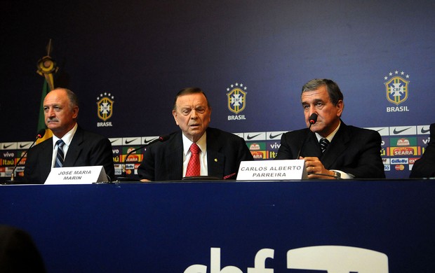 felipão scolari josé maria marin e Parreira coletiva brasil (Foto: André Durão / Globoesporte.com)