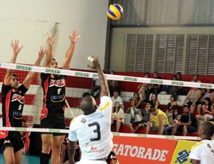 Pinda x Volta Redonda Superliga (Foto: Luis Claudio Antunes/PortalR3)