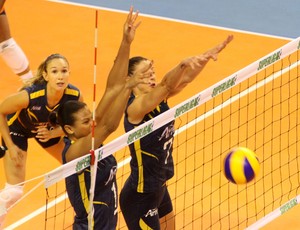 Campinas x Osasco (Foto: Alexandre Arruda / CBV)