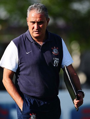 Tite no treino do Corinthians (Foto: Marcos Ribolli / Globoesporte.com)