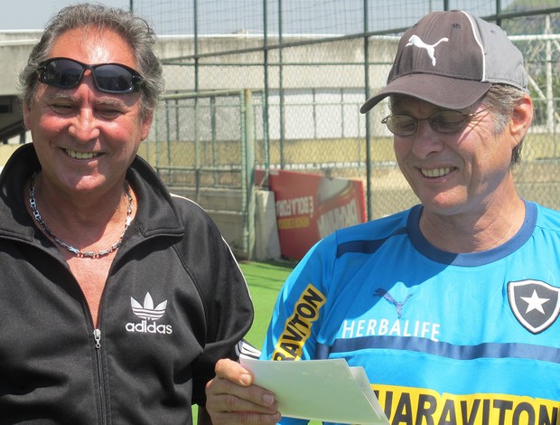 Mendonça e Oswaldo de Oliveira botafogo (Foto: Thales Soares/GLOBOESPORTE.COM)