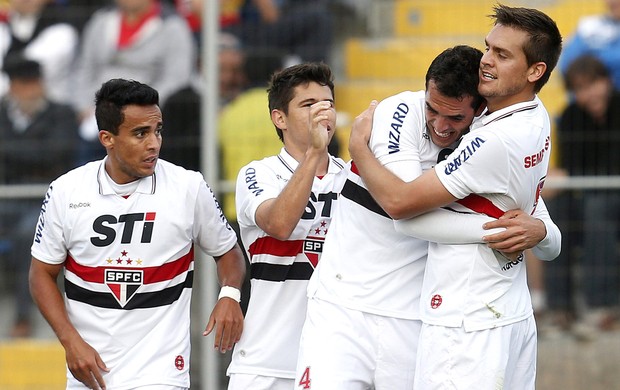 Comemoração do São Paulo contra o Universidad Católica (Foto: Agência EFE)