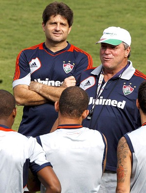 Abel Braga no treino do Fluminense (Foto: Marcos Trisão / Ag. O Globo)