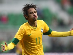 neymar brasil x japão (Foto: Mowa Press)