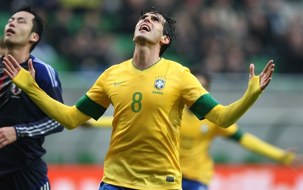 kaká brasil gol japão  (Foto: Mowa Press)