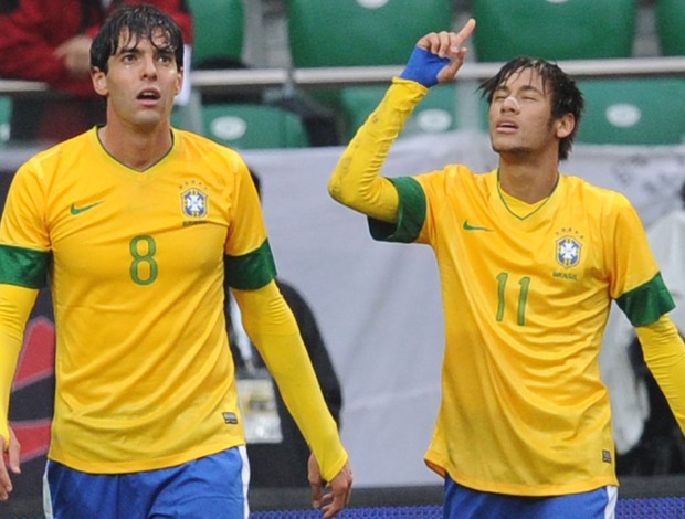 Neymar kaká brasil gol japão - Agência AP (Foto: Agência AP)