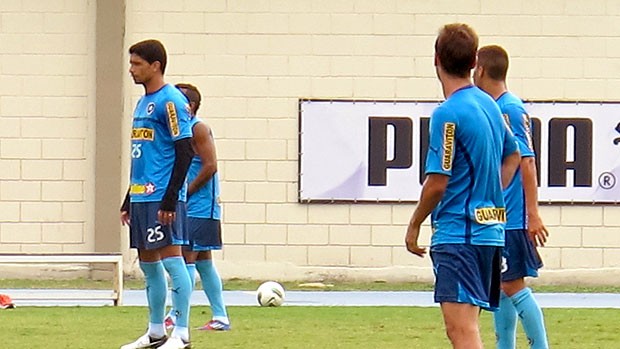 Renato no treino do Botafogo (Foto: Thales Soares / Globoesporte.com)