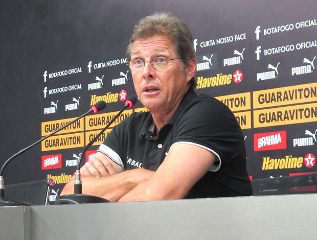 Oswaldo de Oliveira, Botafogo (Foto: Thales Soares / Globoesporte.com)