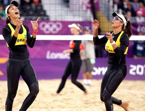 Maria Elisa e Talita, Vôlei de Praia, Olimpiadas (Foto: Agência Reuters)