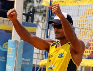 Moisés vôlei de praia (Foto: Divulgação/FIVB)