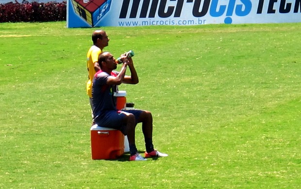 Alecsandro vasco treino (Foto: Raphael Marinho / Globoesporte.com)