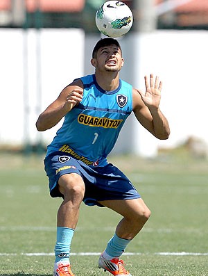 Elkeson no treino do Botafigo (Foto: Jorge William / Ag. O Globo)