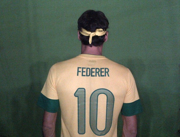 Roger Federer com a camisa da seleção (Foto: Reprodução)