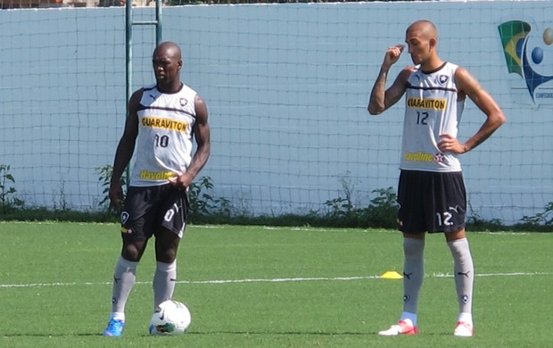 seedorf botafogo (Foto: Thales Soares/GLOBOESPORTE.COM)