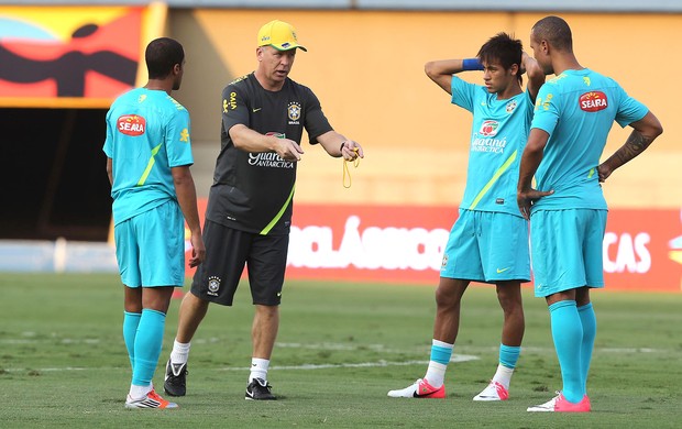 Luis Fabiano, Lucas e Neymar, Seleção Brasileira (Foto: Mowa Press)