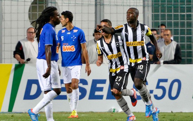 Seedorf gol Botafogo (Foto: Pedro Vilela / Futura Press)