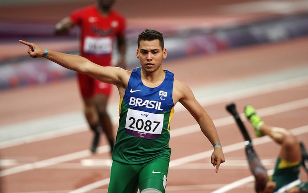 Após 24s21 na final dos 200m T44 em Pequim, Alan cravou 21s45 em Londres (Foto: Divulgação / CPB)