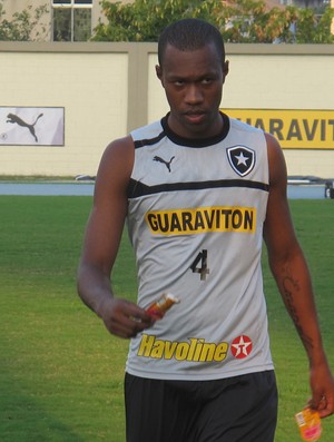 Brinner treino Botafogo (Foto: Thales Soares / Globoesporte.com)