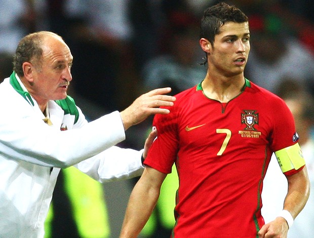 Cristiano Ronaldo e Felipão na seleção de Portugal em 2008 (Foto: Getty Images)