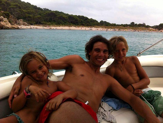 Rafael Nadal tênis Mallorca barco praia  (Foto: Reprodução de Facebook)