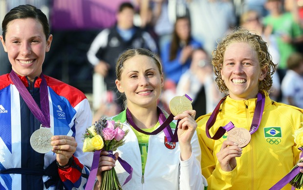 Yane, medalha de Bronze no Pentatlo (Foto: Agência AFP)