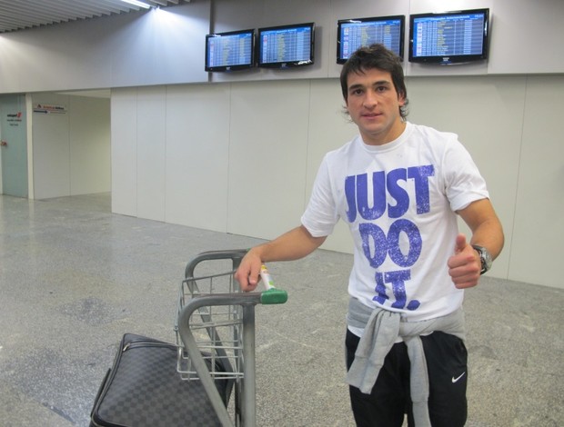 lodeiro botafogo desembarque (Foto: Edgard Maciel de Sá / Globoesporte.com)