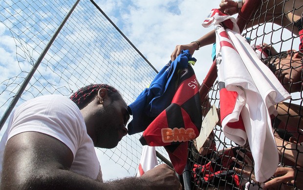 Vagner Love, treino do Flamengo (Foto: Janir Junior / globoesporte.com)