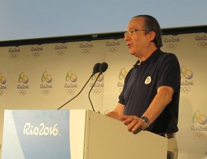 Leonardo Gryber em apresentação sobre Rio 2016 em Londres (Foto: Lydia Gismondi / Globoesporte.com)