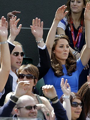 tênis Kate William Olimpíadas 2012 príncipe (Foto: AP)