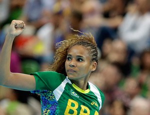 handebol Alexandra nascimento brasil grã-bretanha londres 2012 (Foto: Agência AP)