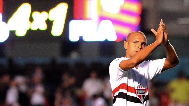 Luis Fabiano São Paulo Flamengo (Foto: Marcos Ribolli / Globoesporte.com)