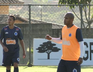 Amaral, treino Cruzeiro (Foto: Tarcísio Badaró / Globoesporte.com)