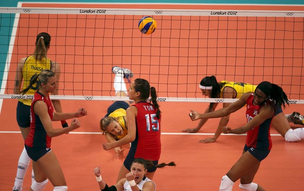 brasil x eua volei feminino (Foto: Reuters)