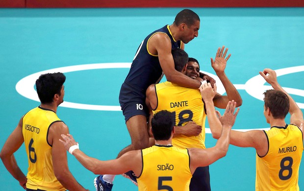 Brasil x Tunisia,  Leandro Vissotto, Serginho, Sidnei, Dante e Murilo (Foto: Agência Reuters)